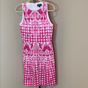 Tahari Pink and White Sleeveless Dress